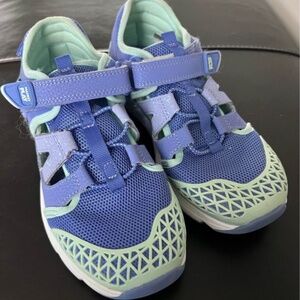 EUC Stride Rite water sandals size 3